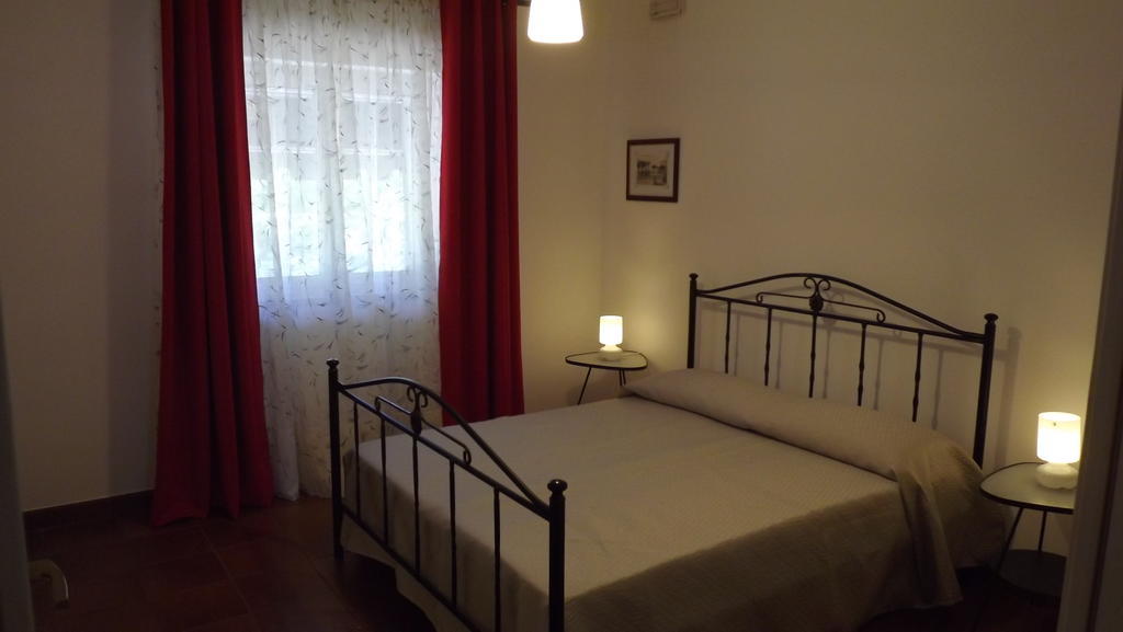 Villa Apollonia B&B Monopoli Oda fotoğraf